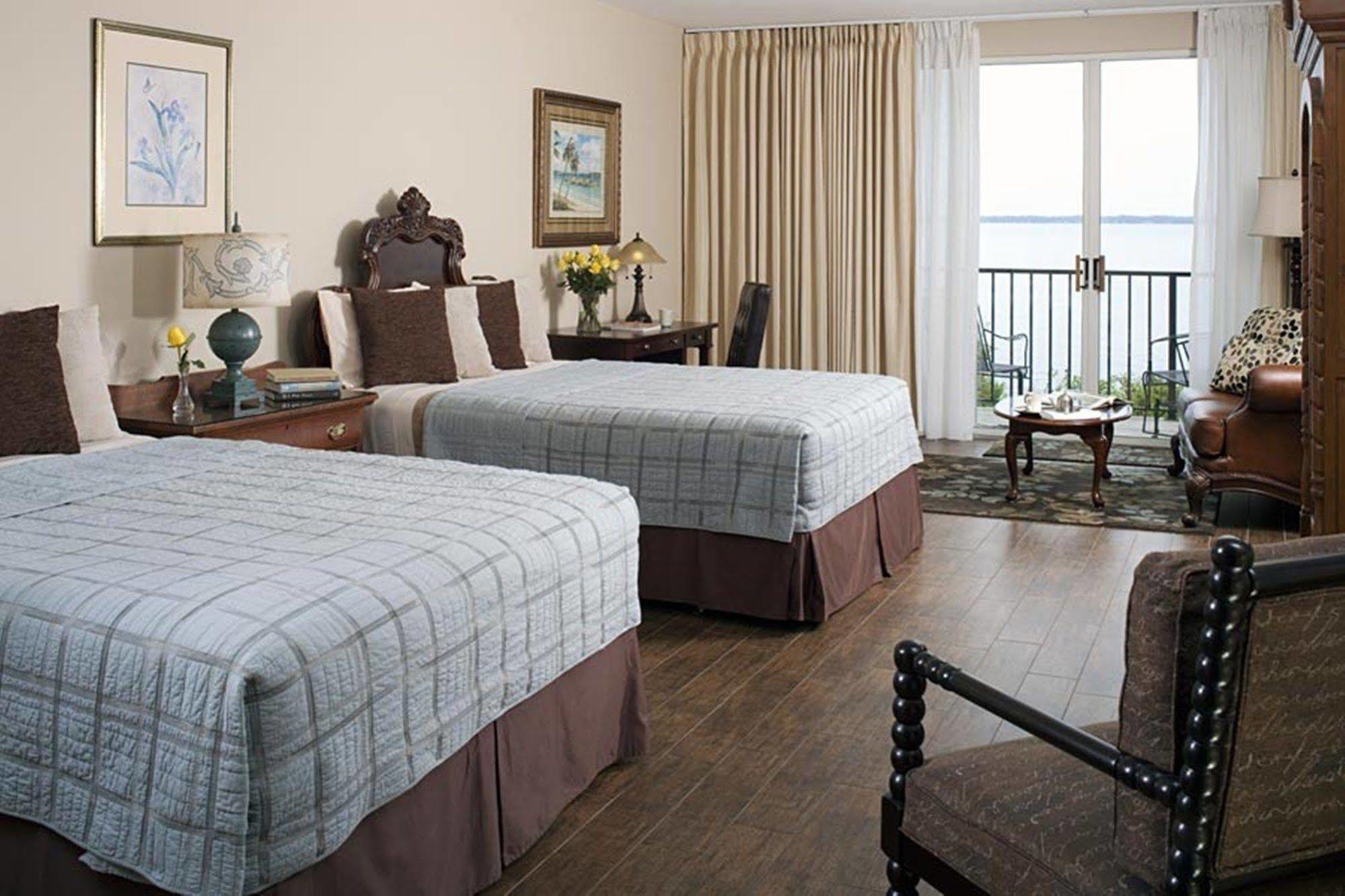 Club Continental Hotel Orange Park Ngoại thất bức ảnh